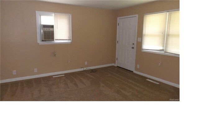 Sala de estar - 21901 Sloman St
