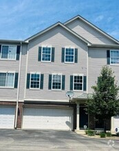 Building Photo - 340 Evergreen Cir