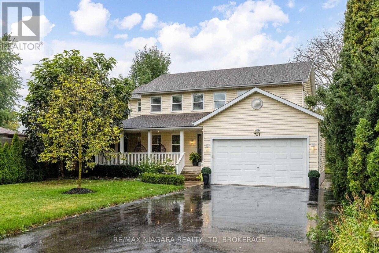 Photo principale - 741 Green St