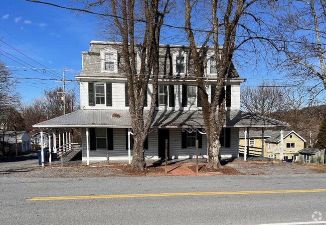 Building Photo - 4710 Schley Ave