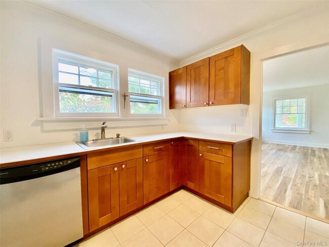 Foto del edificio - 2835 Harbor Ln