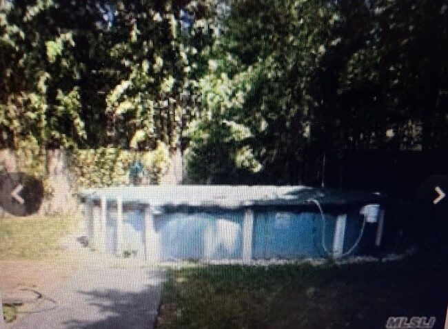 Building Photo - 139 Parkside Ave