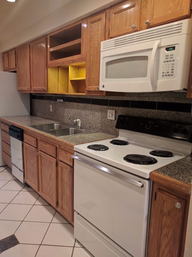 Interior Photo - Park Mesa
