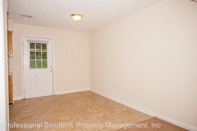 Building Photo - 437 Jason Dr