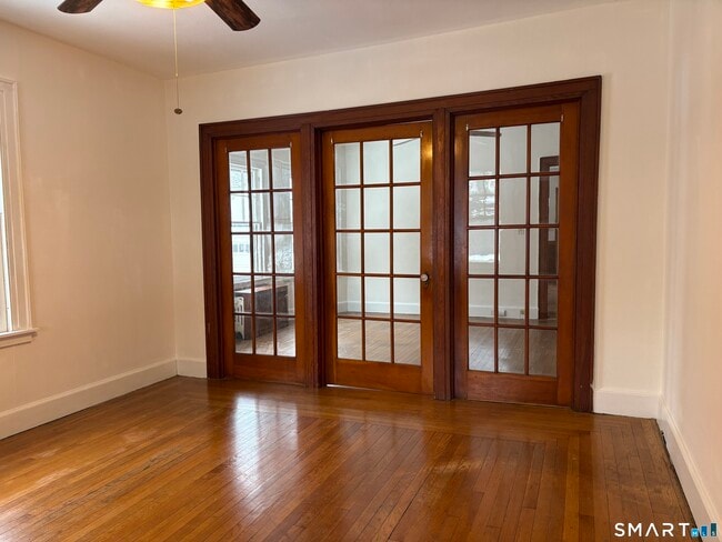 Foto del edificio - 415 Litchfield St