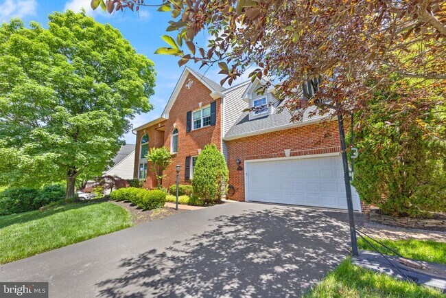 Foto del edificio - 46448 Montgomery Pl