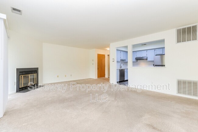 Foto del edificio - 117 Rainier Ct