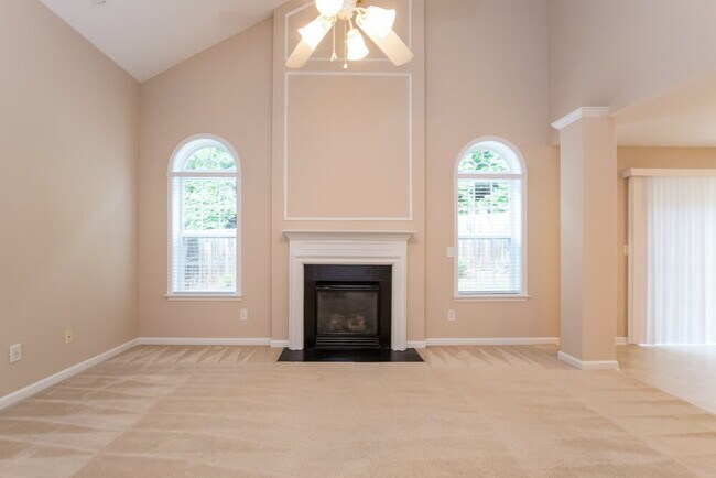 Foto del edificio - 47 Highland Falls Dr