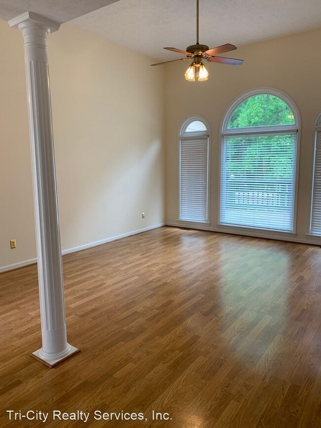 Building Photo - 3 br, 3 bath House - 310 Braemar Road