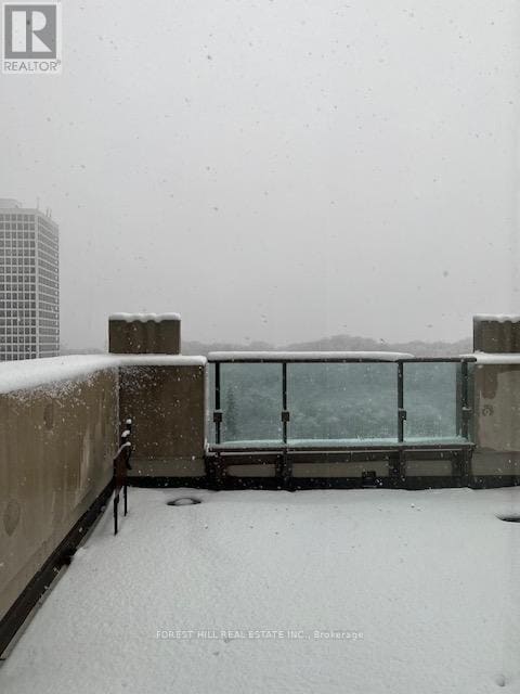 Photo du bâtiment - 310 Tweedsmuir Ave