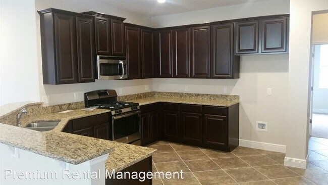 Building Photo - 4 br, 3 bath House - 1021 Vinsetta Circle