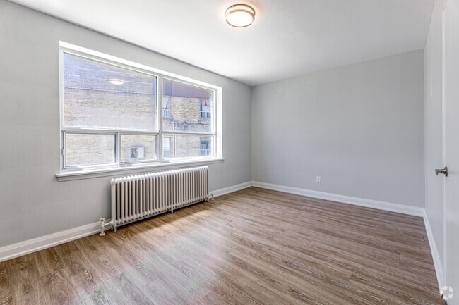 2BR, 1BA - 745SF - Bedroom - Clearview on the Park
