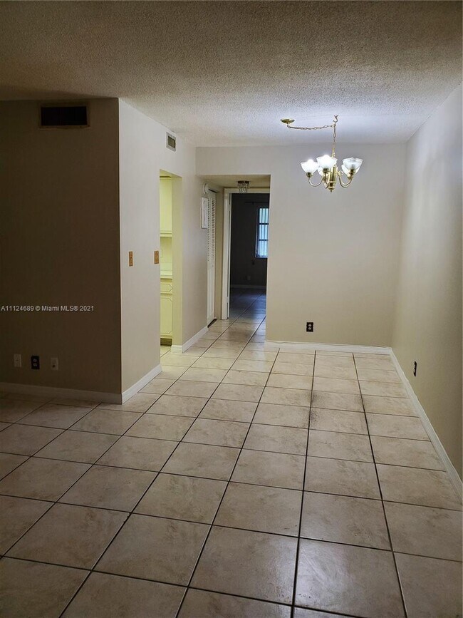 Building Photo - 3061 NW 47th Terrace