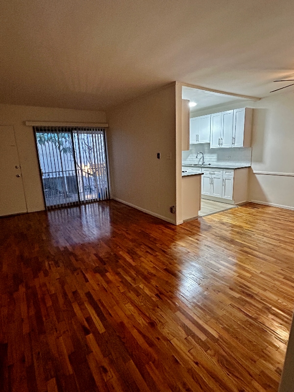 Building Photo - 1231 N Formosa Ave