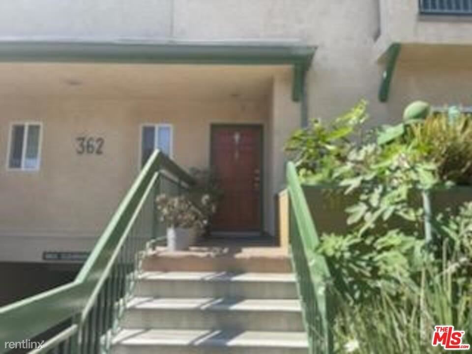 Primary Photo - 3 br, 2 bath Condo - 362 Salem St Unit 101