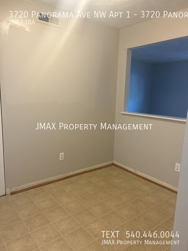 Foto del edificio - 3720 Panorama Ave NW