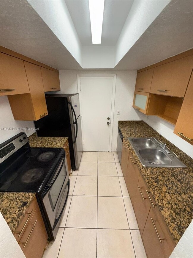 Foto del edificio - 13700 NE 6th Ave