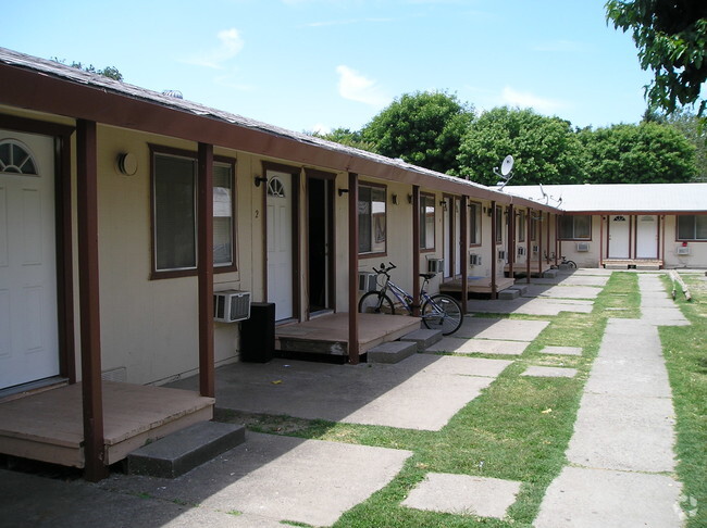 Foto del edificio - West Sacramento Apartments