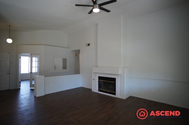 Foto del edificio - Charming 3-Bedroom Home in the Akers & Berkshire Area!