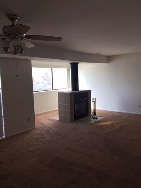 Foto del edificio - 8010 Valley Manor Rd