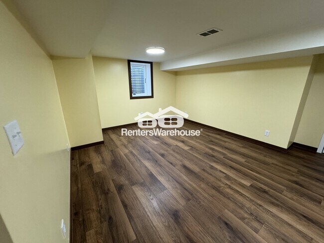 Foto del edificio - 1042 6th Ave S