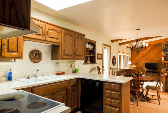 Building Photo - 3101 Sundown Ct
