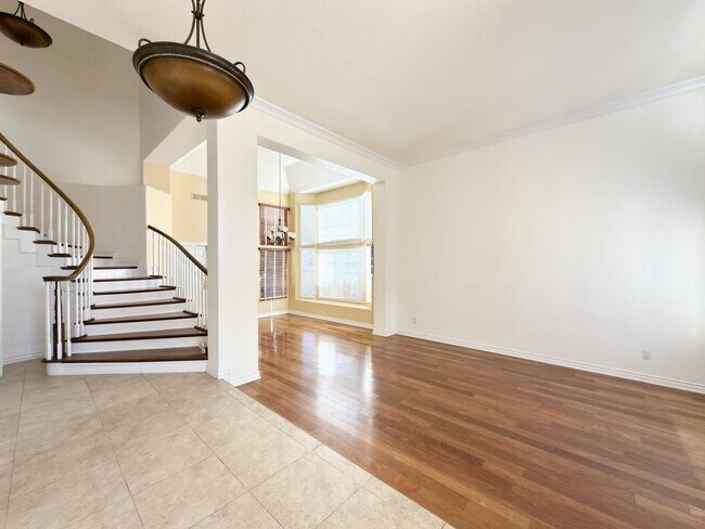 Foto del edificio - Spacious Home in Santa Fe Hills