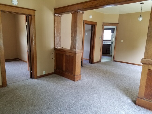 Building Photo - 511 2nd Ave