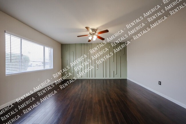 Building Photo - 1713 W Oraibi Dr