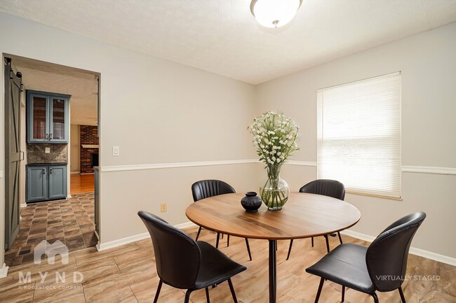 Foto del edificio - 3976 Maidstone Dr