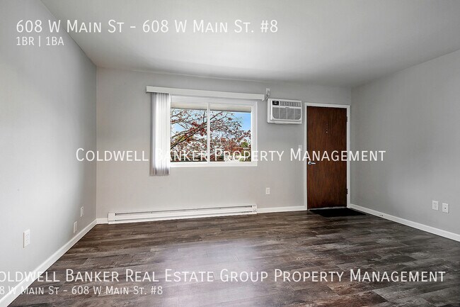 Building Photo - 608 W Main St