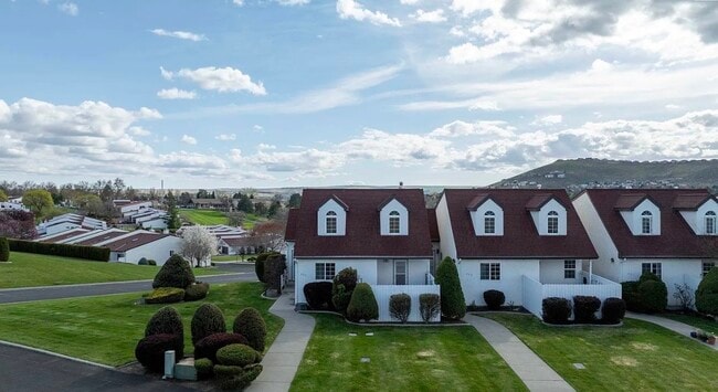 Foto del edificio - 435 Nicklaus Ct