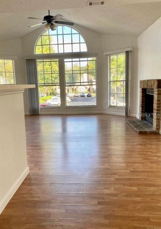 Foto del edificio - 630 Steamboat Ct