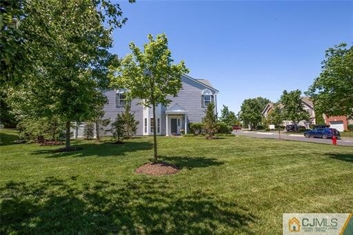 Building Photo - 207 Windsong Cir