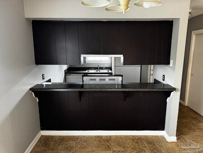 Building Photo - 1460 Bakalane Ct