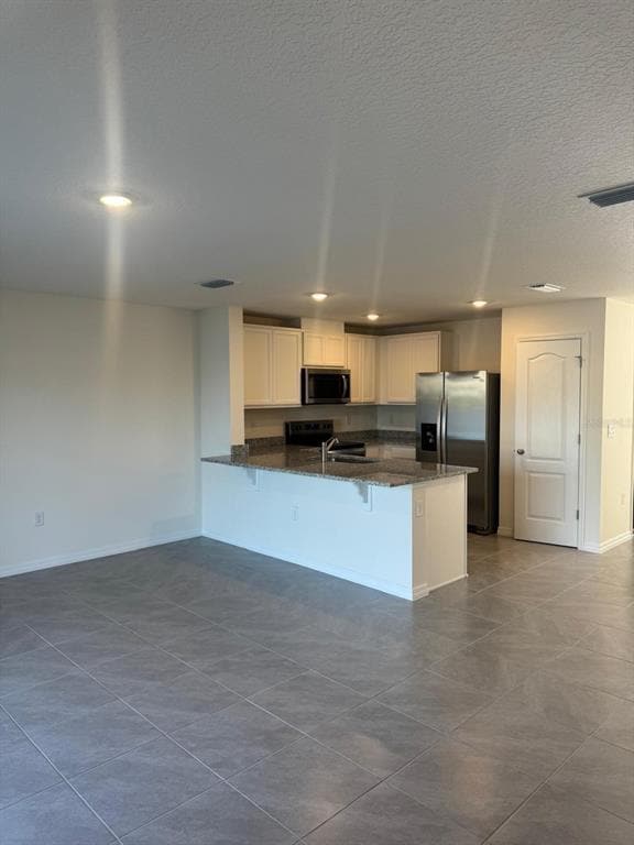 Building Photo - 6594 Leo Ln