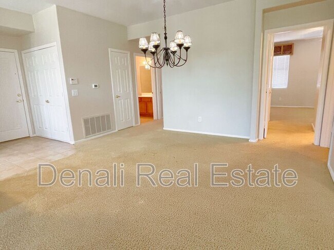 Foto del edificio - 11500 E Cochise Dr