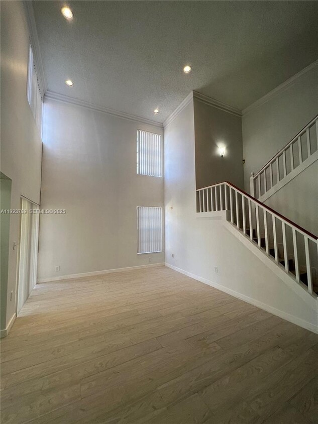 Foto principal - 6124 SW 149th Ave