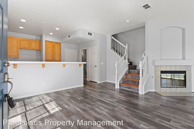 Foto del edificio - 3 br, 2.5 bath House - 1955 Mount Bullion Dr