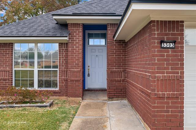 Foto del edificio - 3303 Salem Pl