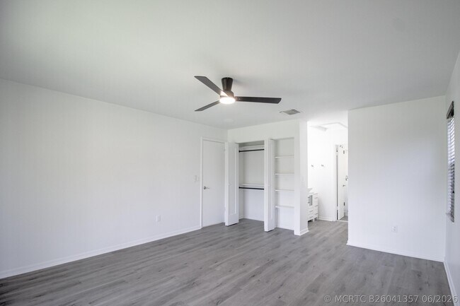 Foto del edificio - 13055 Albright Ct