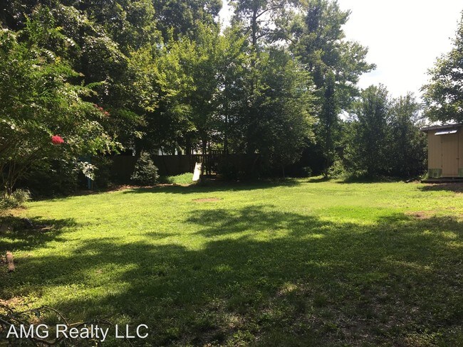 Building Photo - 3 br, 2 bath House - 3804 Donna Road