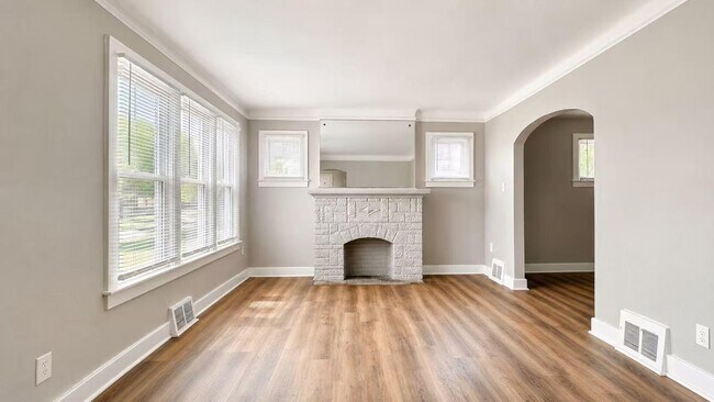 Foto del edificio - 16601 Woodingham Dr
