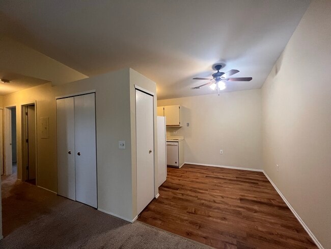 Building Photo - 1268 Oxford Manor Ct