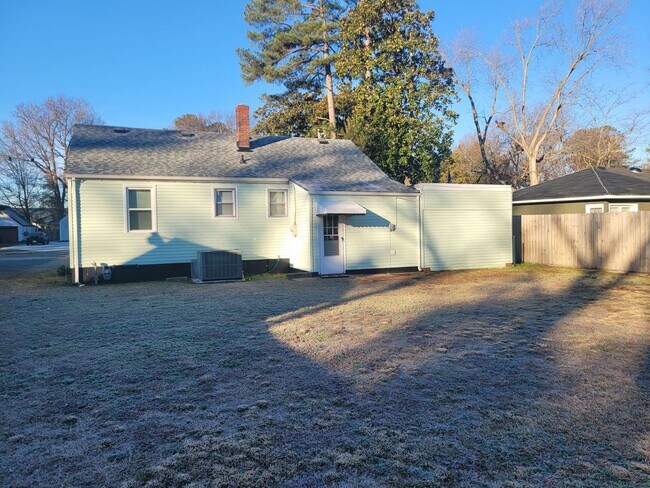 Building Photo - BAYVIEW SOUTH/CHESAPEAKE HEIGHTS