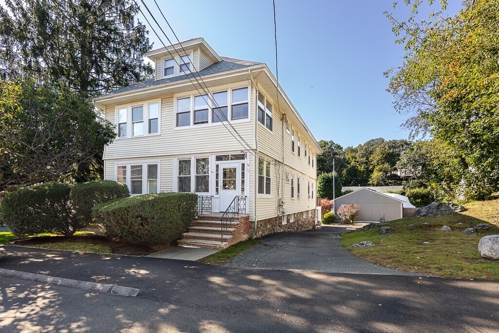 Primary Photo - 44 Burpee Rd