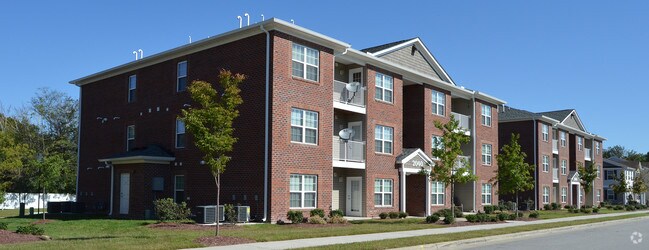 Building Photo - Villas at October