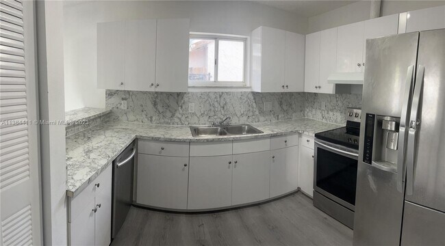 Building Photo - 20795 NW 41st Ave