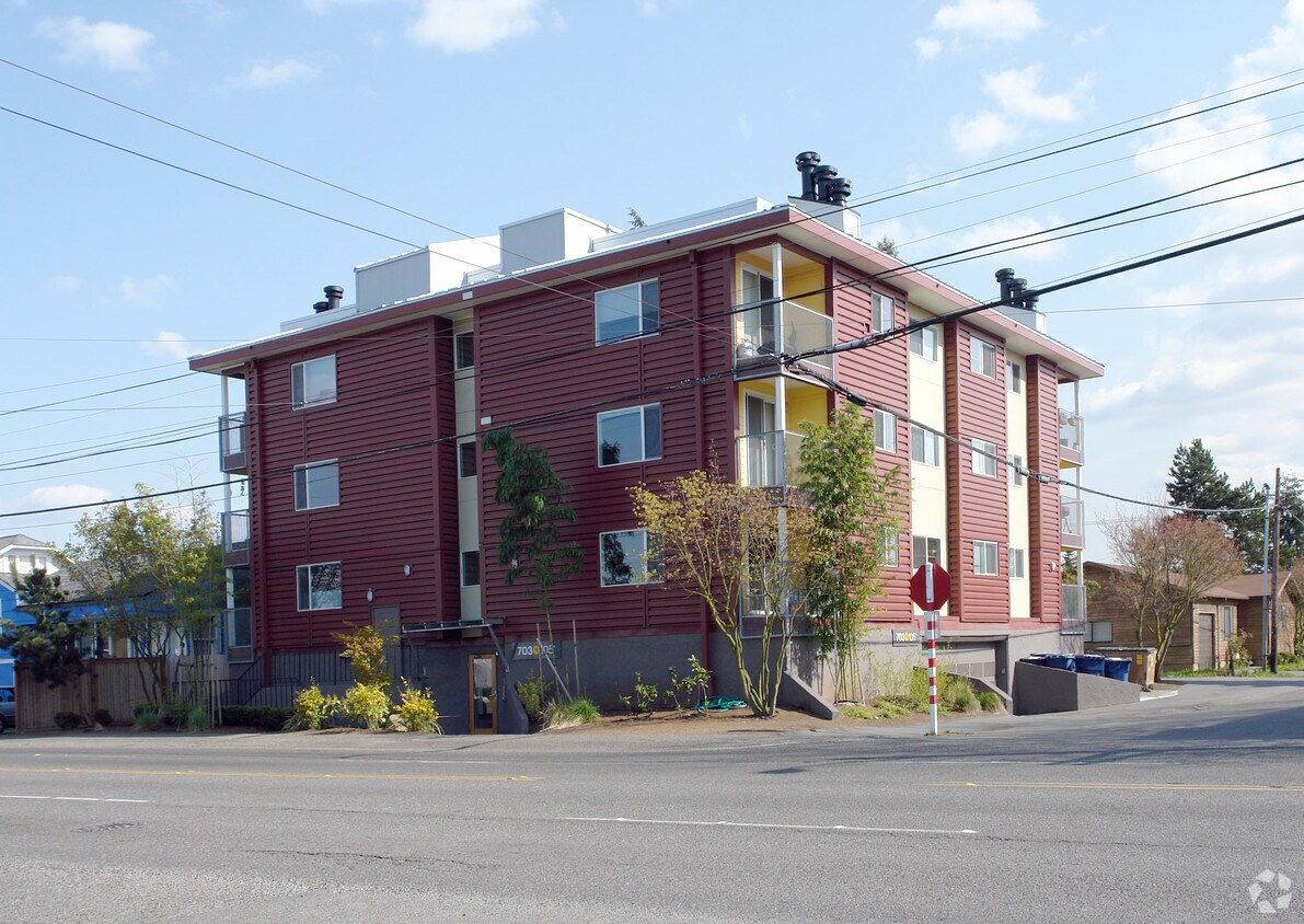 Foto del edificio - The Hawk Apartments