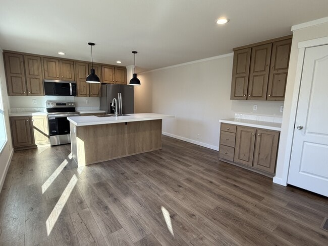 Foto del edificio - 7250 US-89